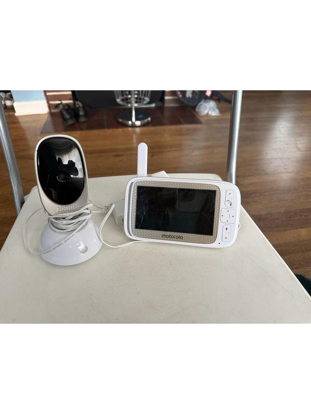 Motorola Comfort85 Connect 5 inch Baby Camera Monitor